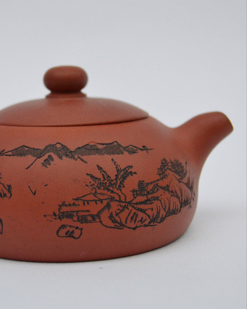 Mountains of the Sun Teapot - THE BLUE HOUSE